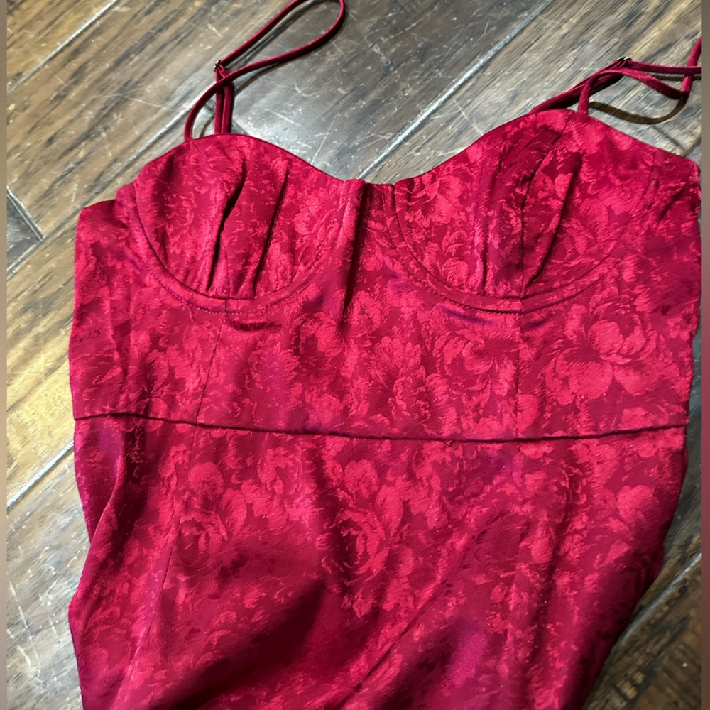 Princess Polly Deep Diva Red Silky Midi Dress Size 4 - Picture 4 of 6
